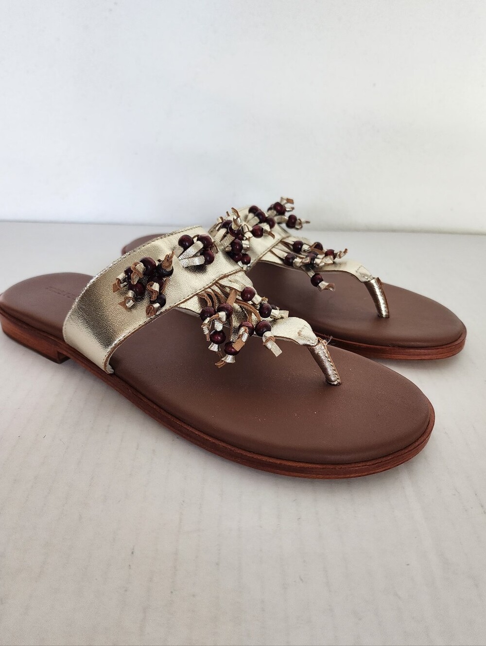 Free People Gold Leather Beaded Thong Sandals Women's Size 9 Boho Flat Resort